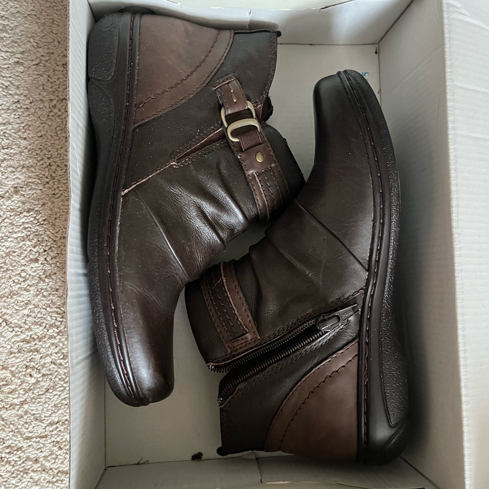 Earth Origins booties
